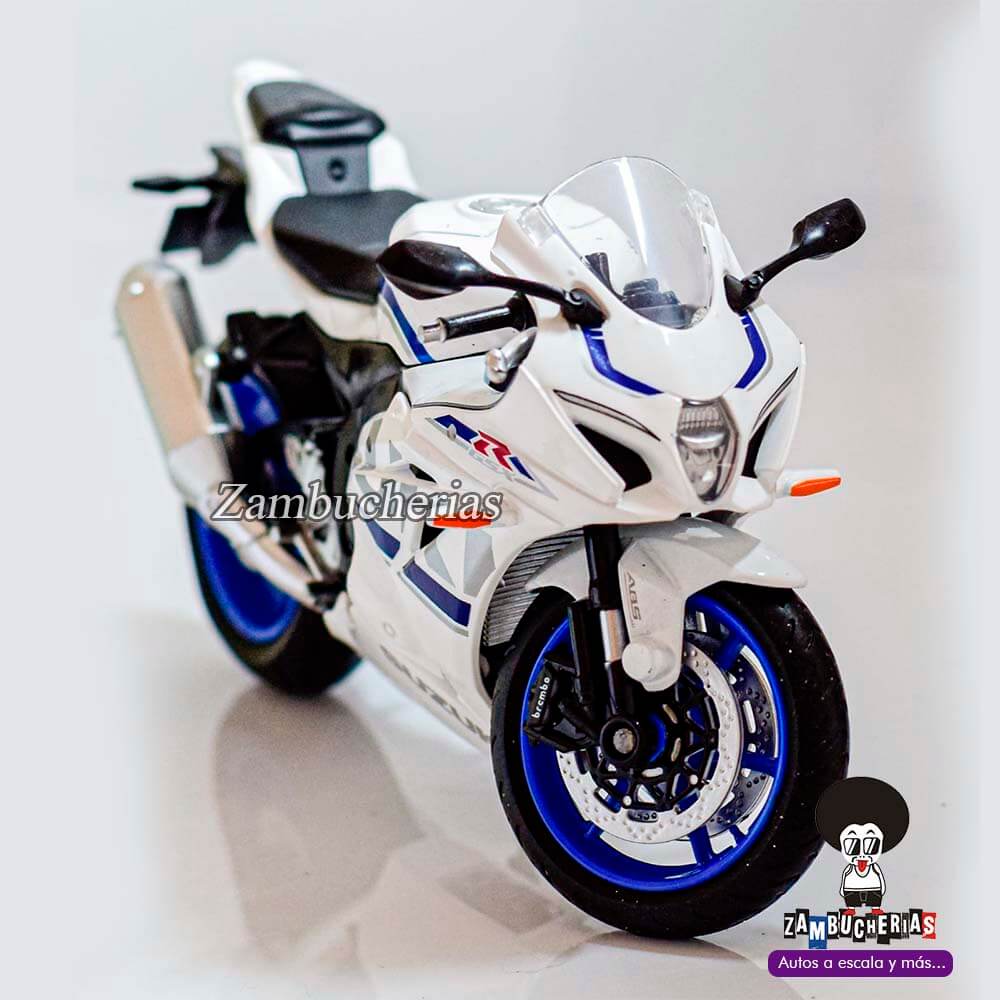 Moto suzuki de colección Moto suzuki de coleccion blanca